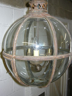 Globe lantern